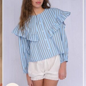 Sonderhaus Elizabeth blue pinstripe blouse